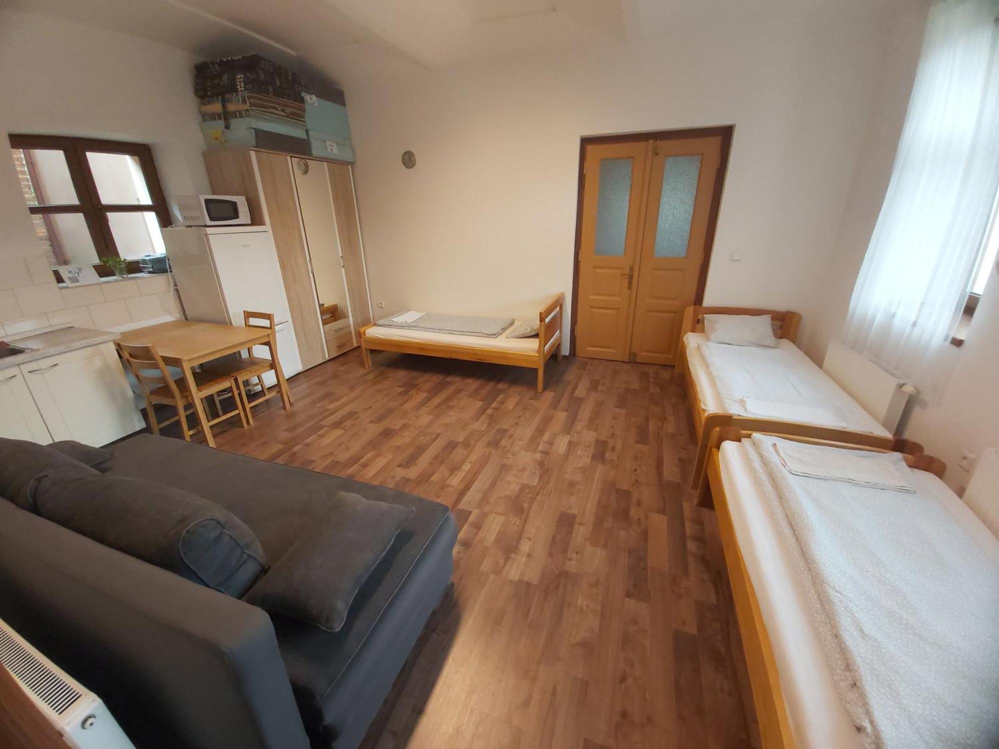 Pivni Lednice Lhota pod Libcany Chambre photo